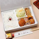 梅しそ巻弁当（とんかつ梅八 千里中央店）