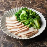 柔らか鶏胸肉200gブロッコリー200g（ヘルシー＆高タンパク タンパク堂）