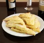 【単品メニュー】チーズナン（インド・ネパール＆アジアンダイニングバー カナピナ）