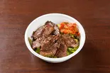 炭火焼き国産牛ハラミ丼(炭火焼肉 ひばち 北千住店)