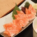 サーモン刺身（旬の料理 宝祥）