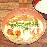 かつ玉チーズかつ丼サラダセット（元祖 変わりかつ丼・親子丼 祭太鼓 上本町ハイハイタウン店）