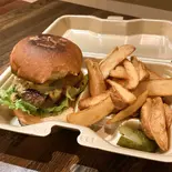アデイロンダックバーガー(アディロンダックカフェ)