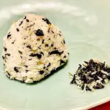 ちりめん紫蘇わかめ Chirimen Shiso Wakame（手づくりおむすび すがもと）