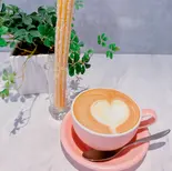 Cafe la tte(Hot)＆チュロス(シナモン)セット（coffee＆sweets cafe kurassi）