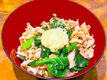 【人気1番！】 ポパイ丼（餃子工房 ちびすけ 東心斎橋店）