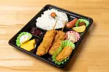 豚たまねぎ串カツ弁当（食楽酒場もいわ）