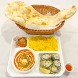 ナン又もライスも頂きマス・生春巻きコスパセット/Namaharumaki Saltron Rice＆ Choice Curry ＆ Naan Bento Set（シバサクティー 西船橋店）