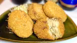 肉屋のジャンボコロッケ4個セット(精肉店直送!ステーキ丼・コロッケ・カレーのお店 へそ)