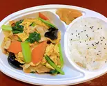 豚肉、キクラゲと玉子炒め弁当（餃子酒場 神田二号店(南口店)）
