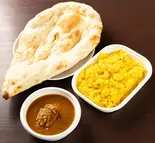 カレーAセット(キーマカレー/チキンカレー/ダル(豆)カレーから1つ&ライスもしくはナン)Curry A Set(インディアン ラソイ)