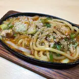 てっちゃん焼きうどん（たべ呑み屋 じゅじゅ）