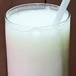 ラッシー lassi（インド料理 パリ 六甲店）