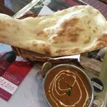 シーフードカレー＆プレーンナンセット（ニューリトルインディア 深江橋店）