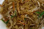 白油麺 蒸し鶏肉の特製ダレかけ（上海苑）