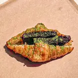 餡バターホイップサンド（IWO HASAMU）