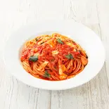 モッツァレラとバジルのトマトソース（イタリアンダイニング Diletto）
