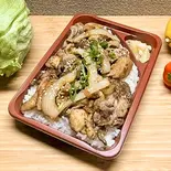 国産炭火焼肉MIX弁当(焼肉×豚肉×鶏肉)（にくや）
