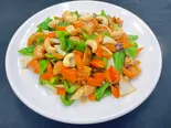 カシューナッツと鶏肉炒め(腰果鸡丁)(香菇王)