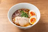 (味玉入り)淡麗 醤油鶏そば（【毎月コラボ限定麺掲載中！】ミタバラボ）
