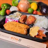 ヒレから弁当 Filet and Fried Chicken Bento Box（からコロ屋）