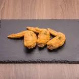 韓国チキン手羽先 2個(明洞チキン王子店)