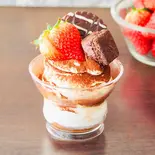 ぜいたくリッチな本格ティラミスパフェ（Cafe do paris）