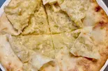 アルクルチャ Aloo Kulcha（インド・ネパール料理 マハ・ラスミ）