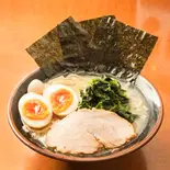 豚骨醤油味玉ラーメン(ラーメン孝太郎 国立店)