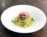 アボカドと自家製パンチェッタのパスタ Pasta with avocado and homemade pancetta（コーデュロイカフェ 大名店）