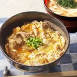 旨出汁！厳選豚カルビの卵とじ丼と選べるミニ讃岐うどんセット（丼ぶりとうどん つるや 東葛西店）