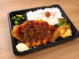 トンカツ弁当(出前のうめや)