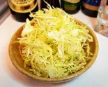 千切りキャベツ(精肉店直送!ステーキ丼・コロッケ・カレーのお店 へそ)