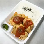 ガーリックトマト唐揚げ弁当(横浜まるざ唐揚げ工房とりまる蒲田店)