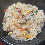 腸詰卵炒飯（中華居酒屋 上海厨房）