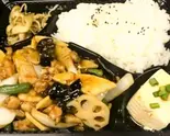 お弁当 鶏肉の四川甘酢辛味炒め（中華料理 点心楼台北博多駅南店）