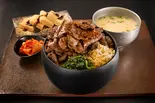 黒毛和牛肉御膳（厳選黒毛和牛の肉丼 新宿歌舞伎町店）
