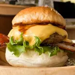 Cheese Burger チーズバーガー（BigBunsBurger(茶飯屋 イブリット)）