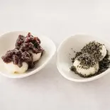 粋な2種★香る黒ごま＆あんこ★ハーフ＆ハーフ♪1舟8粒入♪（つきたて餅雅や）