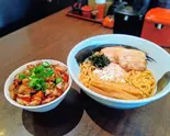 油そば+炙りチャーシュー丼セット（麺匠 一号艇）