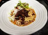 牛スジ肉入り汁無し担々麺(HACHI)