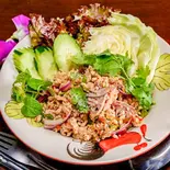 ラープガイ Larp Gai（タイ屋台居酒屋 ガムランディー）