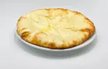 ココナッツチーズナン coconut cheese naan(ザ・コックハウス INDIAN RESTAURANT THE COOK HOUSE)