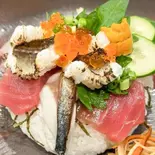 市場直送海鮮丼（よりゆたか）