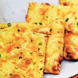 ガーリックナン Garlic Naan（ニューリトルインディア 深江橋店）