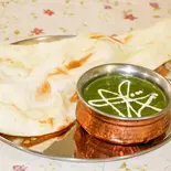 ほうれん草チキンカレーセット [Popular with Ladies！！] Saag Chicken Curry Set（本場の味インド料理ガネーシャ/Authentic taste Indian food Ganesha）