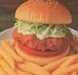 ピリ辛チキンバーガー(+ポテト)（MEAT BAR DODONPA！）