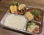 生姜焼き弁当（石鍋ひじり）