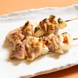 ねぎま2本 Welsh Onion and Chicken Skewers (2 Skewers)（鳥八 下丸子店）