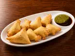 インドチーズ天ぷら Paneer Pakoda（インド料理 ハリパリワール西天満店）